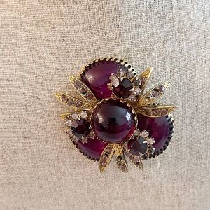 Vintage Stunning Broach 2”